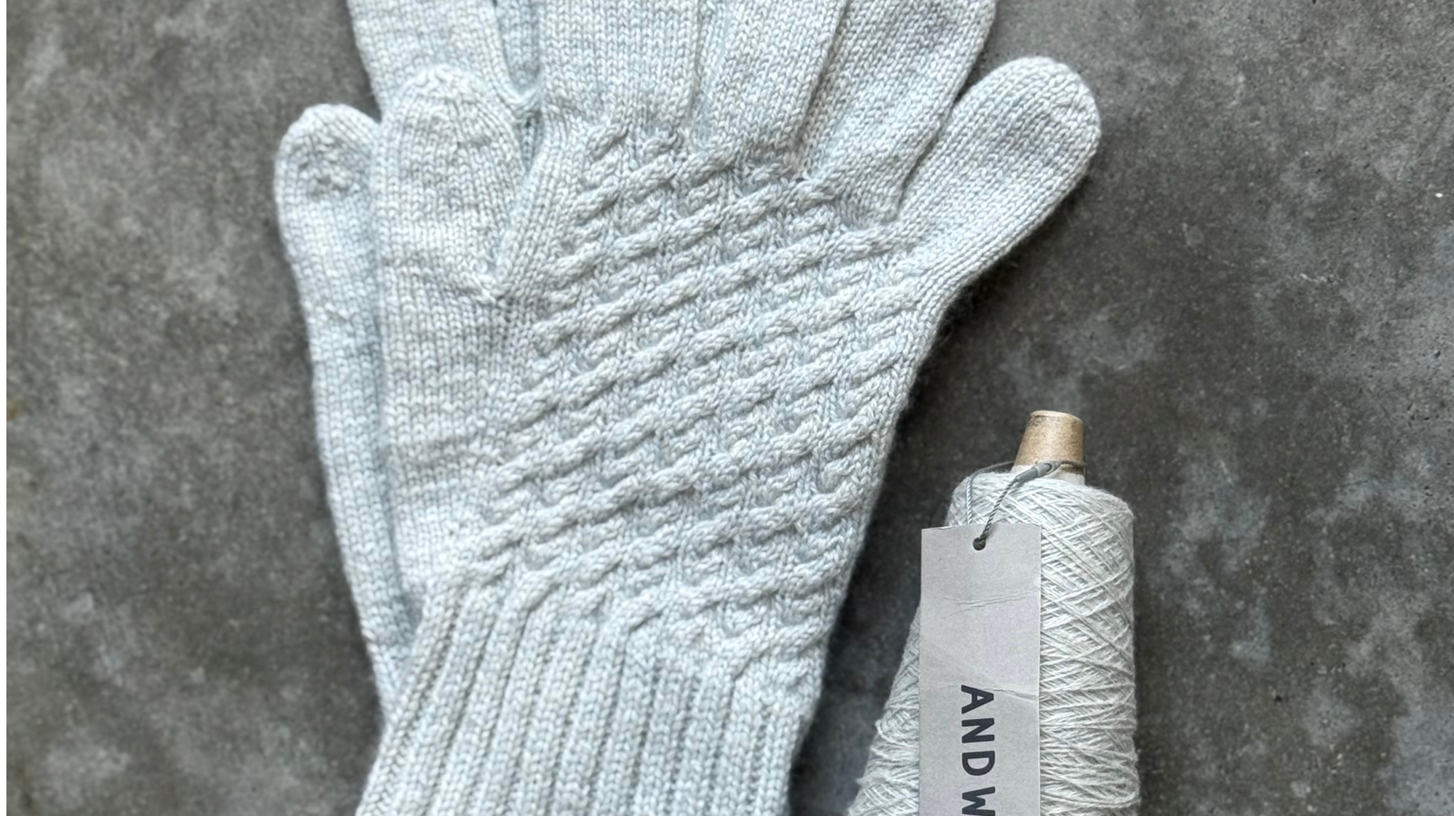 【9月24日㈭ 開催】「カシミヤ5本指手袋 Tea Garden Gloves」ワークショップのご案内