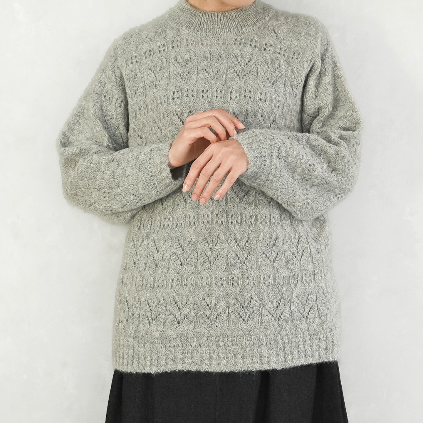 〈キッドモヘヤ×ウール×アルパカ〉模様編みプルオーバー (mue910)