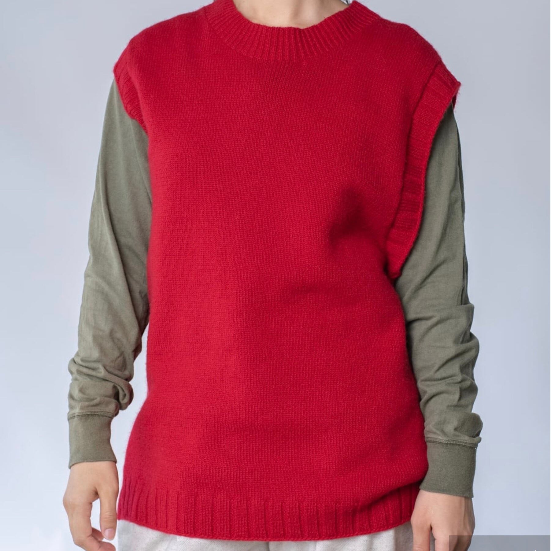 カシミヤ糸のベスト(CAA-920)