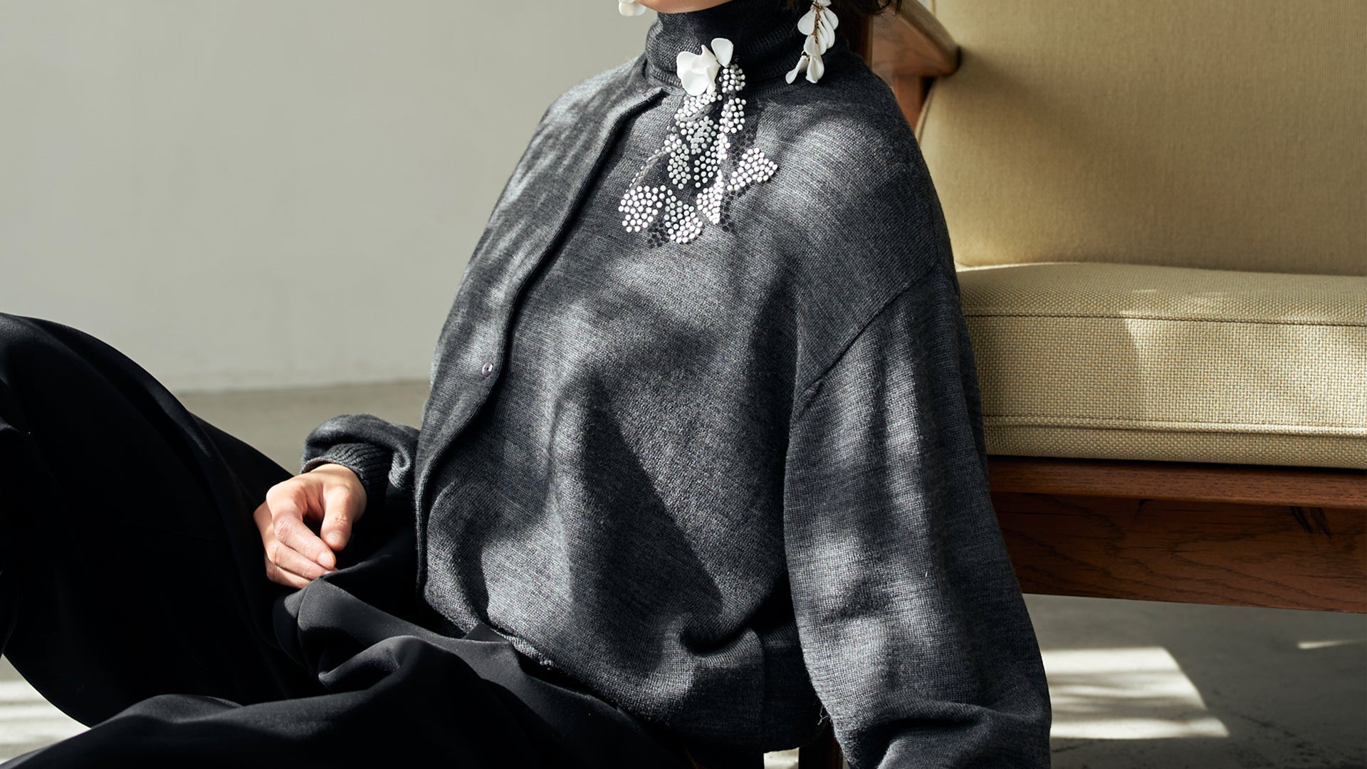 【muuc新作紹介】なめらかで上質なアンサンブルニット