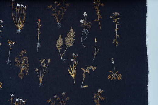 muuc零れ話 vol.1 ｢ボタニカル刺繍生地｣
