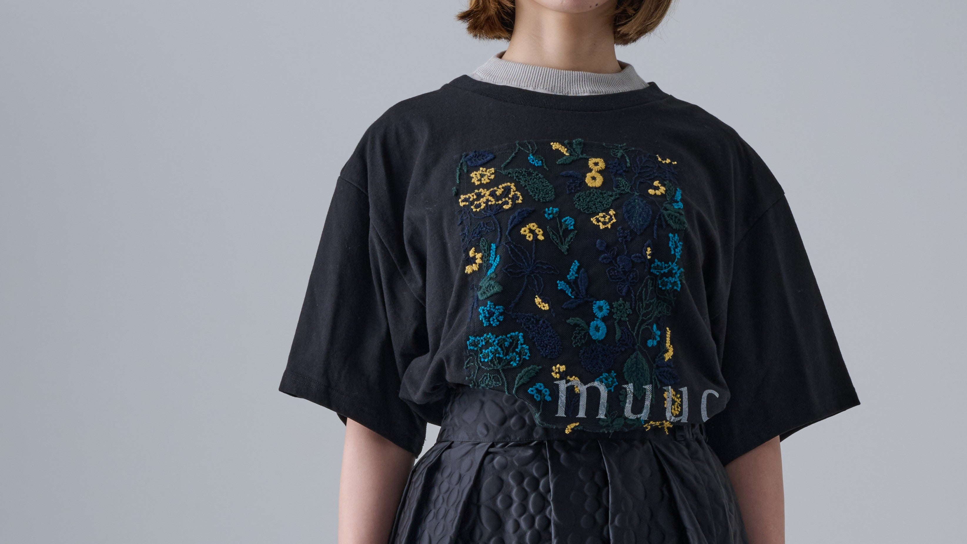 【muuc入荷速報】手仕事からうまれた刺繍が入った"頑丈"なTシャツ