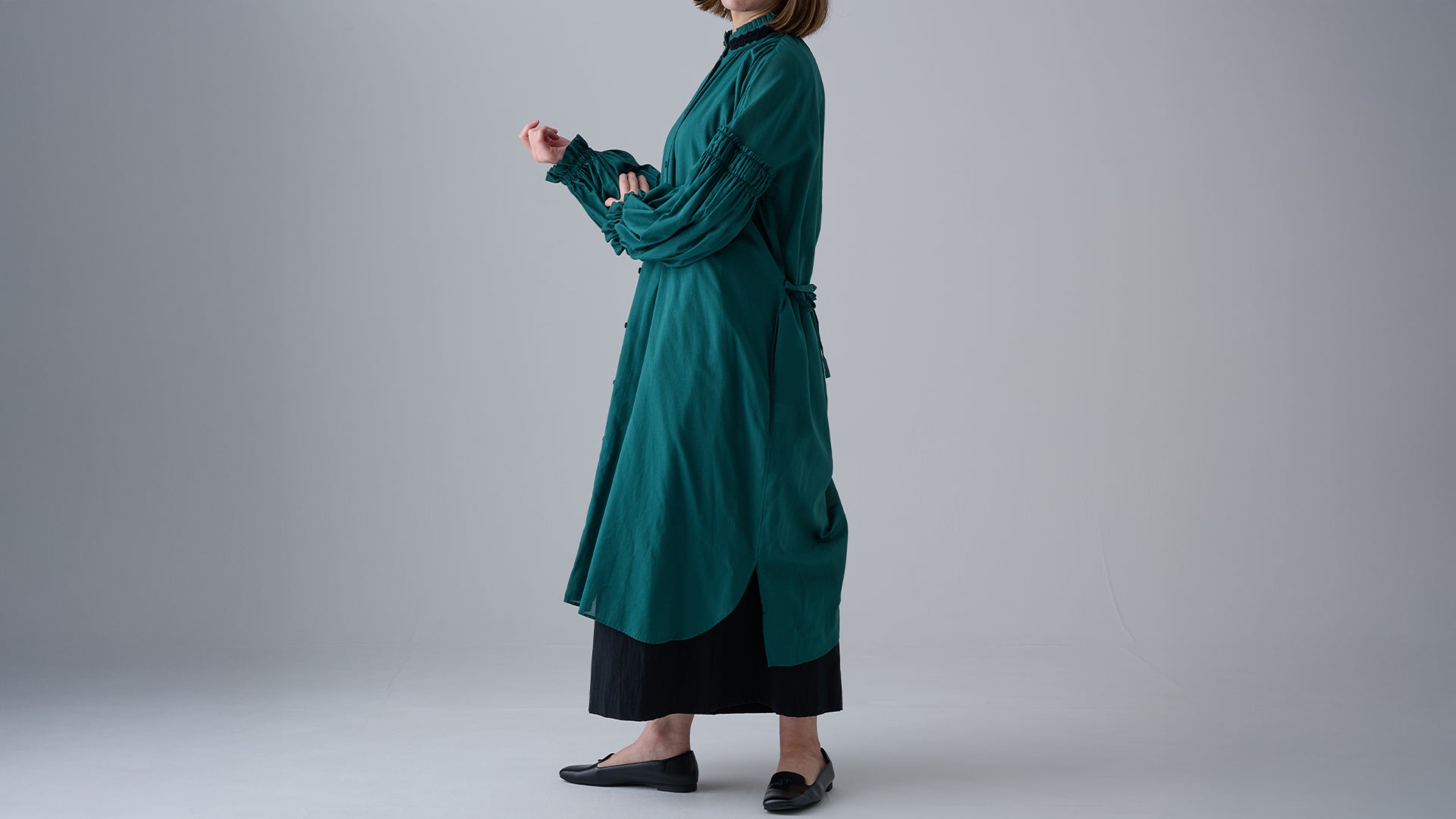 【muucスタイリング】大人気の羽織りワンピース3：無地ドビー