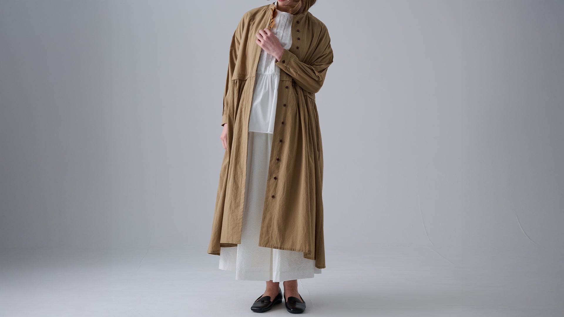 【muucスタイリング】大人気の羽織りワンピース1：無地ローン