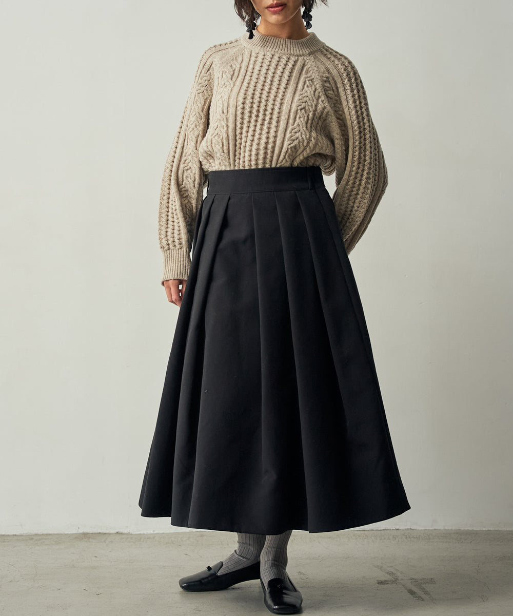 トリプルクロス タックフレアスカート｜軽くてふっくらした三重織り