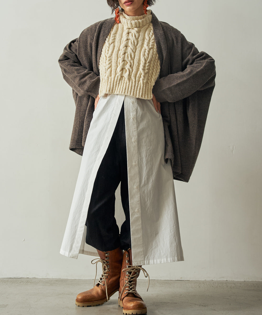 希少な素材〉〈最高級15.5マイクロン長極細メリノウール100%〉〈ユニ