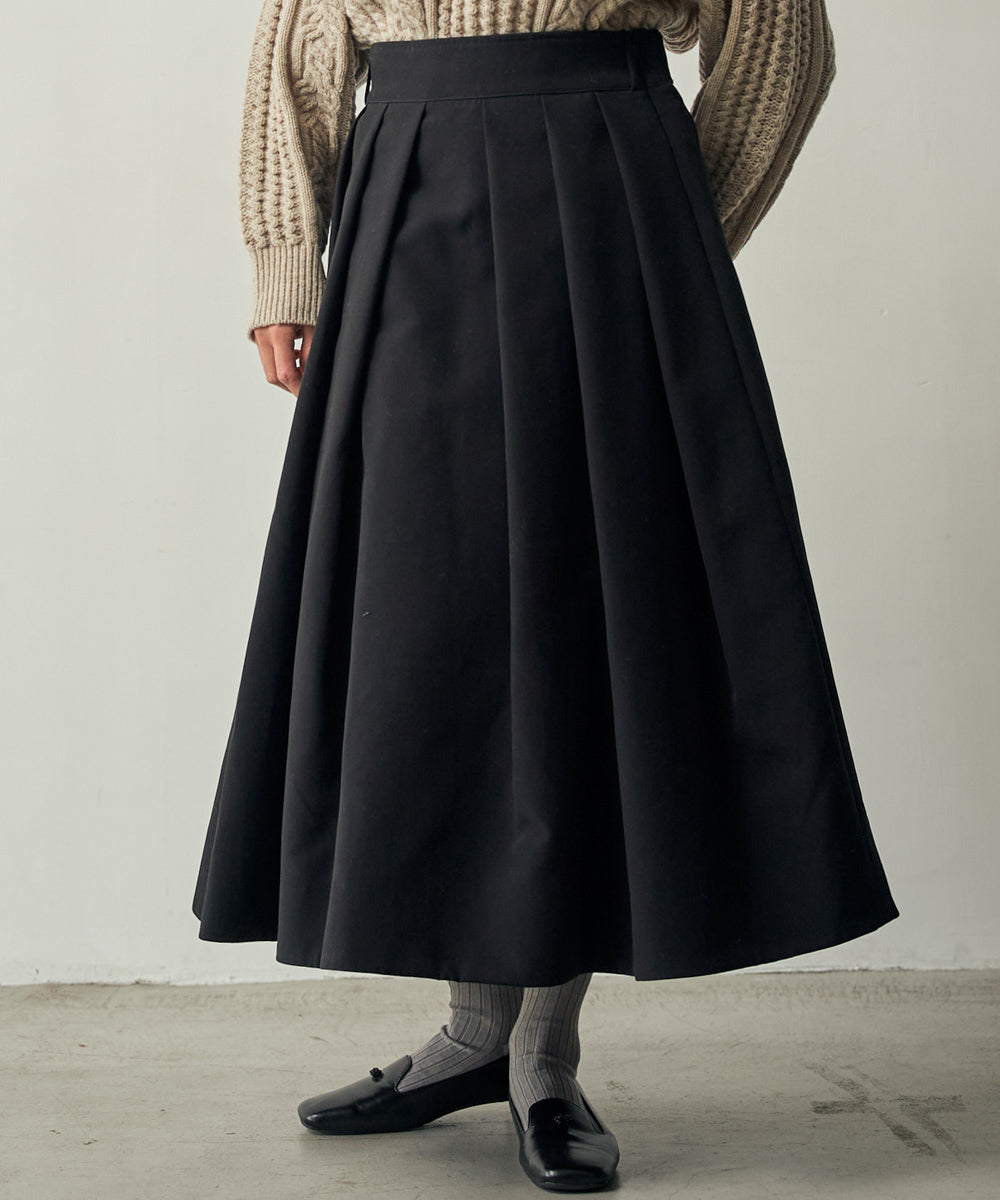 トリプルクロス タックフレアスカート｜軽くてふっくらした三重織り