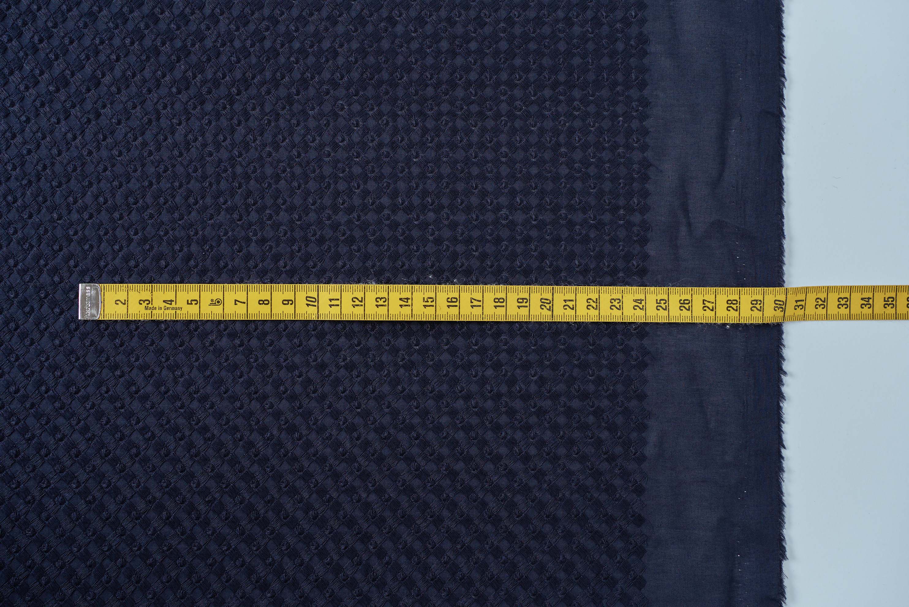 Textile】Stitched Grids(刺繍生地) – WOOL STUDIO Textile】Stitched Grids(刺繍生地) – WOOL STUDIO