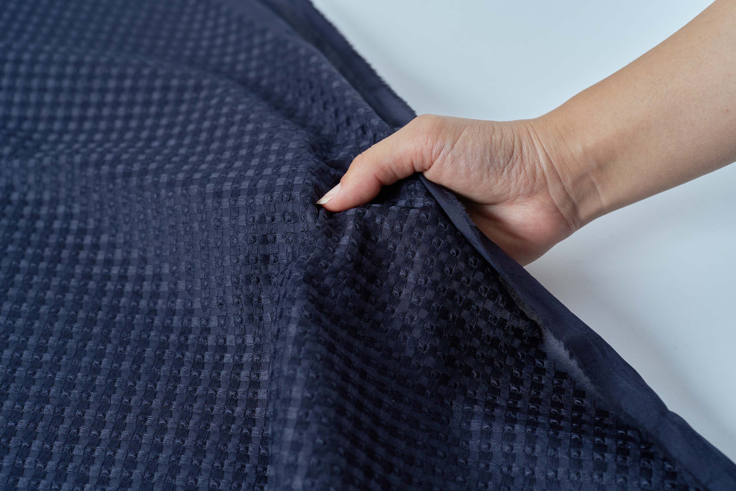 Textile】Stitched Grids(刺繍生地) – WOOL STUDIO Textile】Stitched Grids(刺繍生地) – WOOL STUDIO