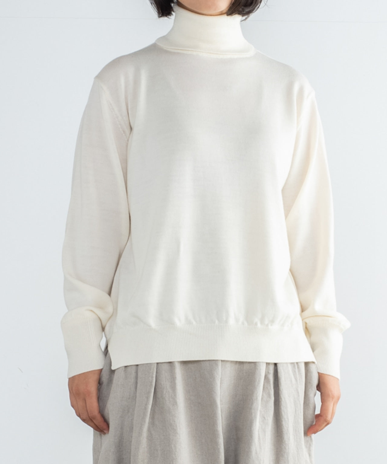 高品質スーパー120S極細ウールニット〉〈洗えるニット〉リブ編み