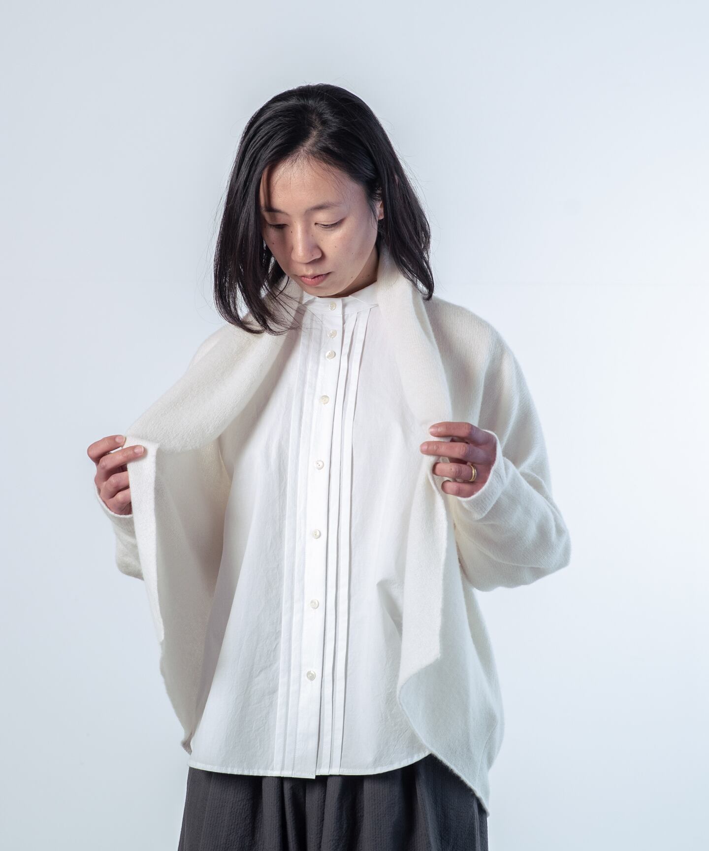 カシミヤ糸の襟付きカーディガン（CAA-418） – WOOL STUDIO