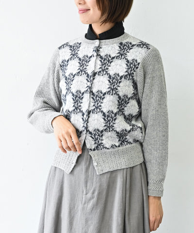 〈前身頃は希少なモヘヤとシルク×後ろ身頃はウール100%〉フラワージャカード カーディガン (muk401)