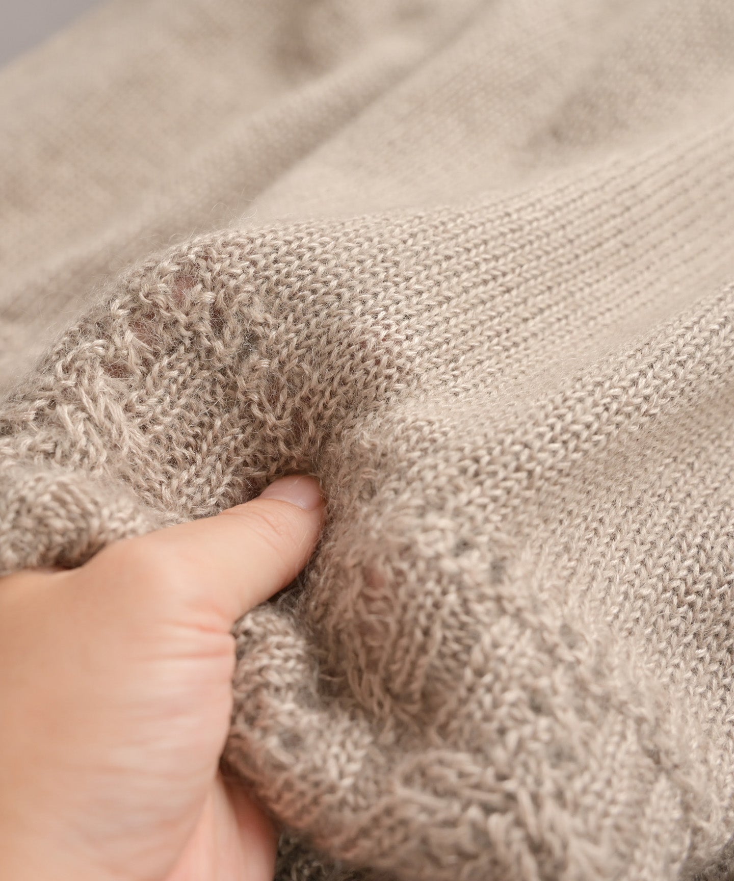 うっとり柔らか高品質モヘアシルク〉雪原の森ニットセーター (mua919