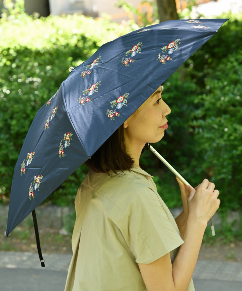 UVカット率99%以上・一級遮光生地・晴雨兼用〉野ばら刺繍の日傘 