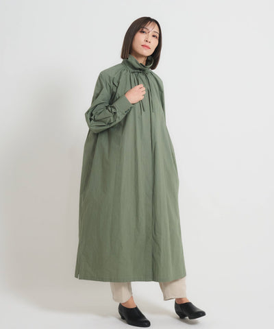 〈多彩な着方が叶う〉〈衿立て＆衿折り〉〈遠州織物〉リボン紐付き多様衿 シャツ ワンピース (mug605)