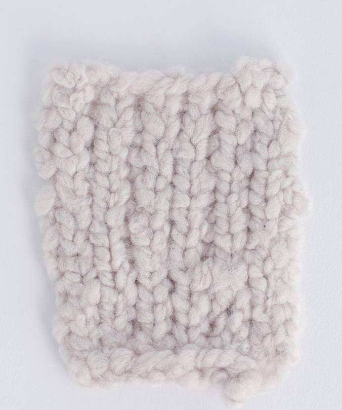 No.2】ウールモコモコ糸（超極太・3色展開） – WOOL STUDIO